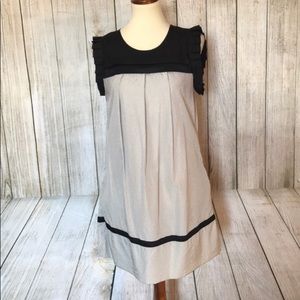 Black and gray dress with pockets